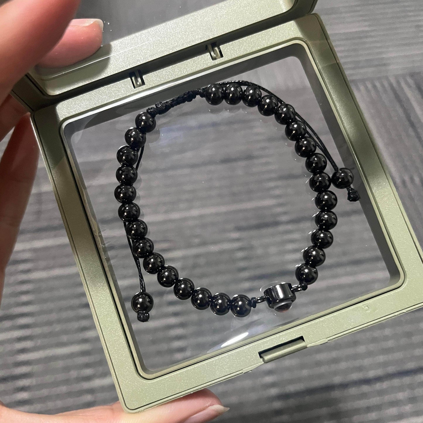 Circle Beads Adjustable Bracelet with Photo Inside - Pawisall